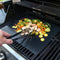 Grill vlees en groenten met de Luxe BBQ Grill Mat